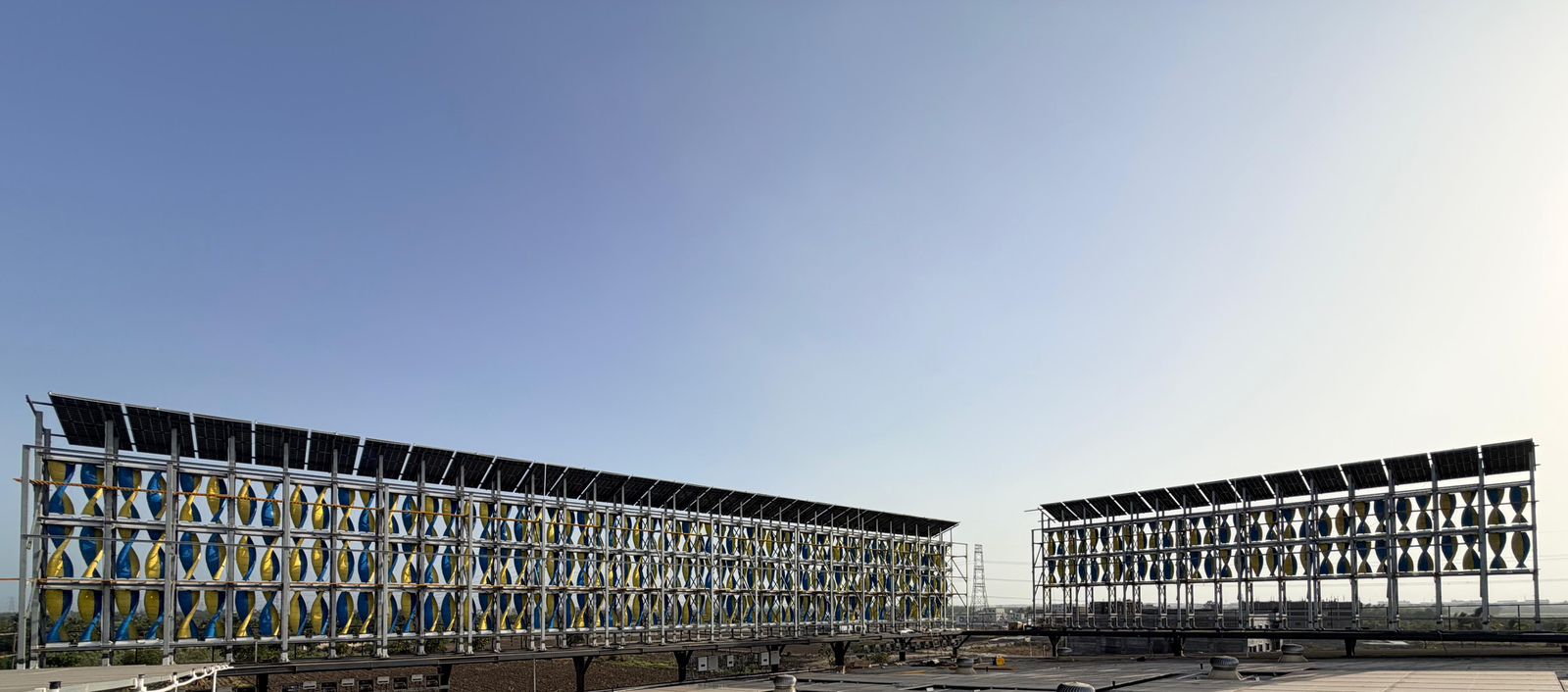 india-first-large-scale-hybrid-wind-wall-project-in-surat